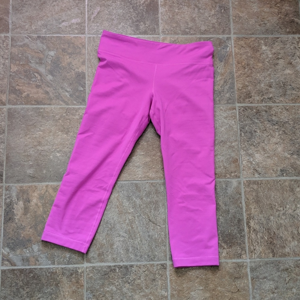 Under Armour capri pants